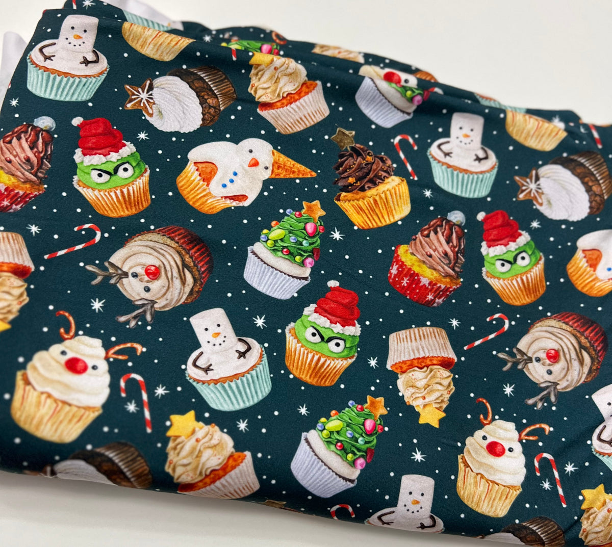 CHRISTMAS CUPCAKES, DBP