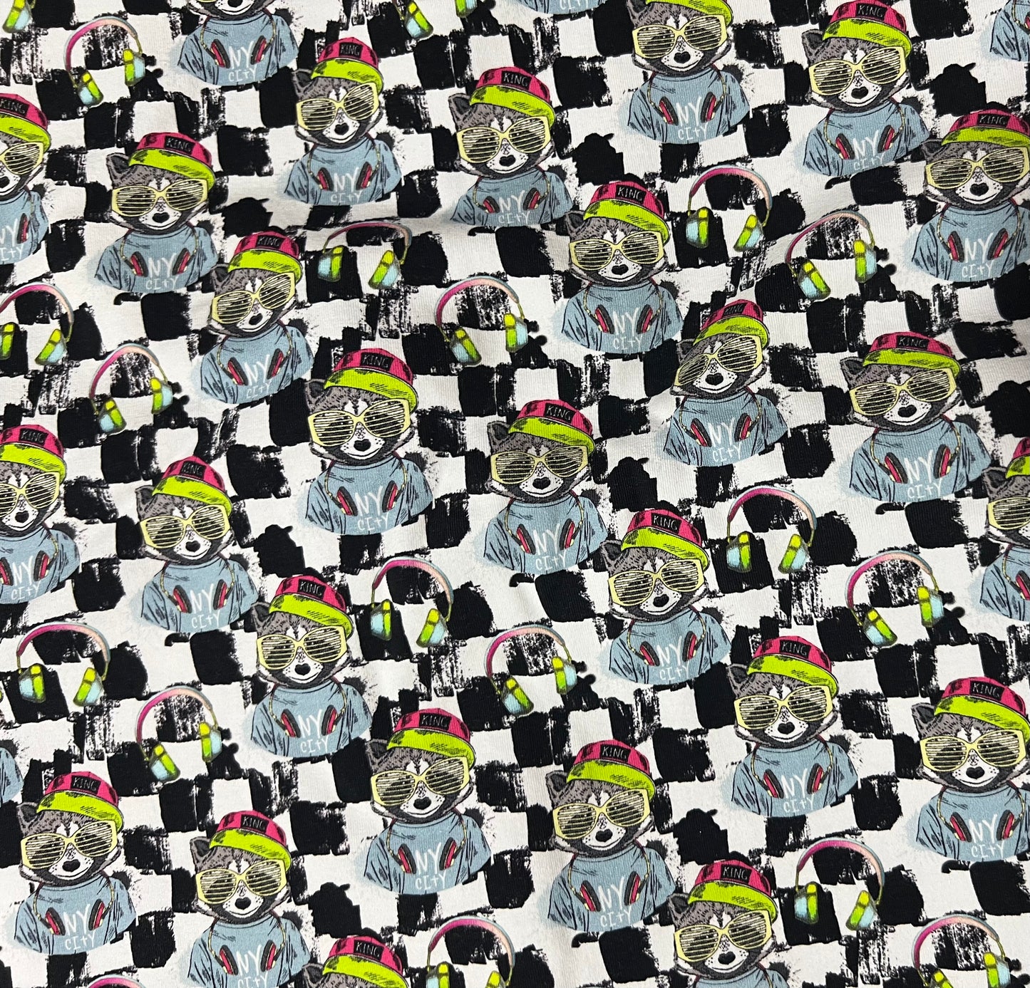 Checkered bears